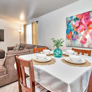  Holiday home 4-bedroom Comfort Ybor City, Close To Everything United States